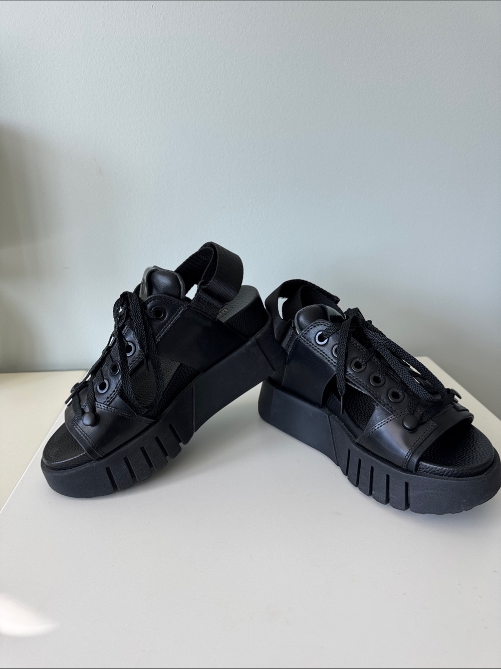 United Nude Black Chunky Platform Lace-Up Sandal Sneakers
